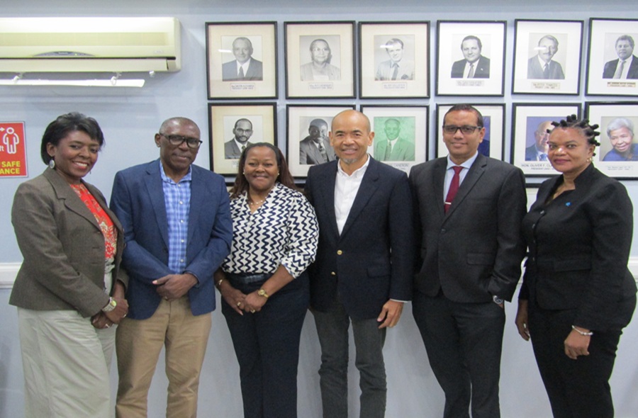 CXC® Bats for Regional Employers’ Consortium