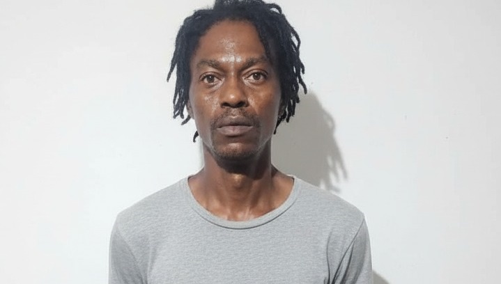 Campden Park man charged after police seize illegal 9mm pistol, ammo