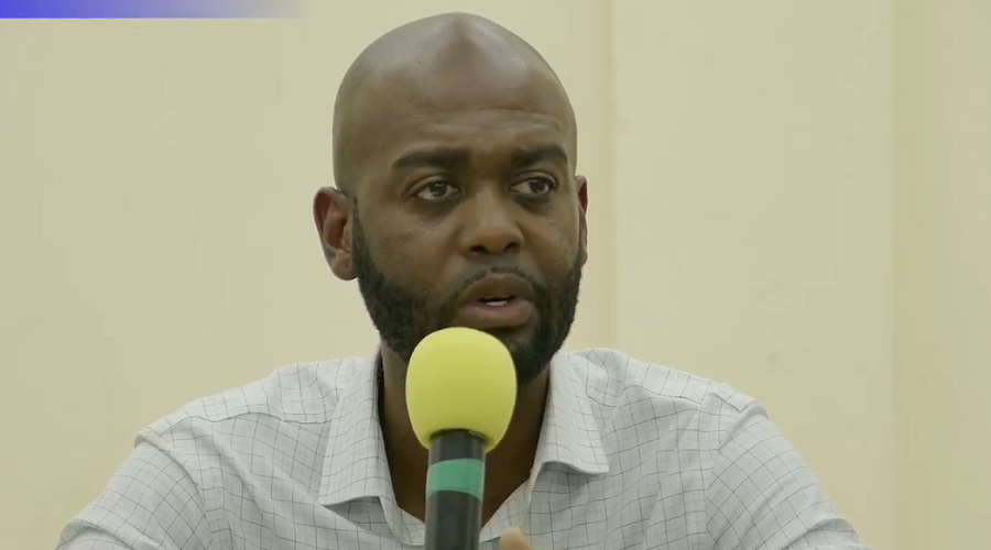 ‘Minister on a Plane’ to end under new NDP govt