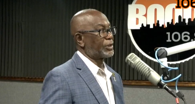 Leacock details risks of challenging US unilateralism in SVG