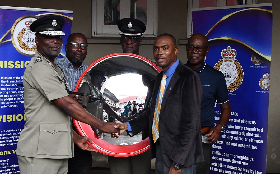 SDA church donates safety mirrors to police