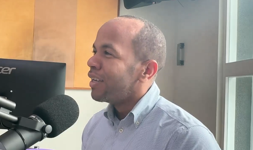 ‘Dual citizenship for politicians a serious security risk’