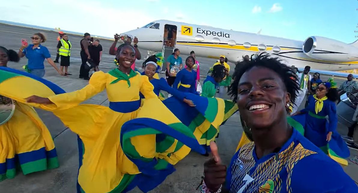 IShowSpeed arrives in SVG in historic visit for digital tourism