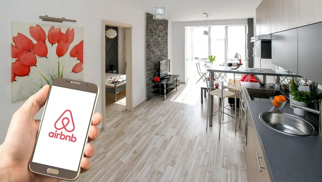 Caribbean hoteliers demand fair play on Airbnb taxes