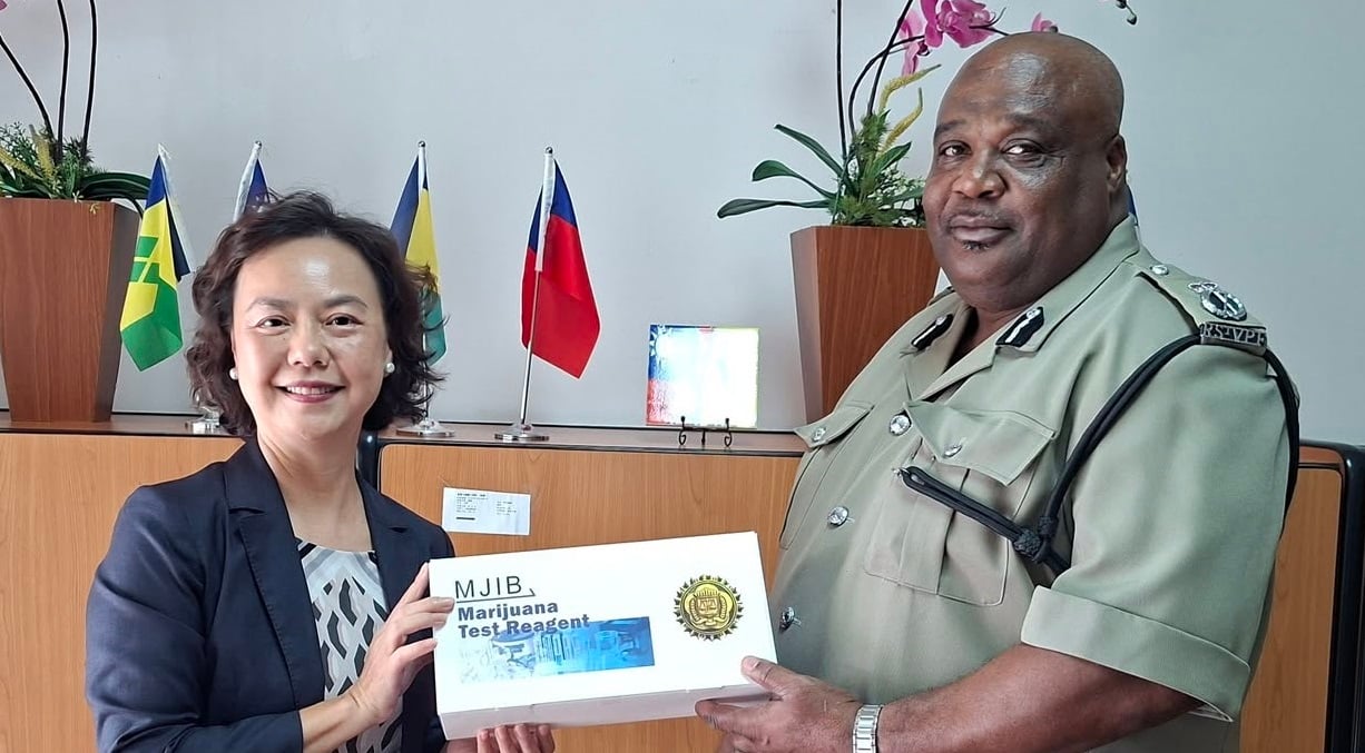 Police receive over 300 drug test kits from Taiwan